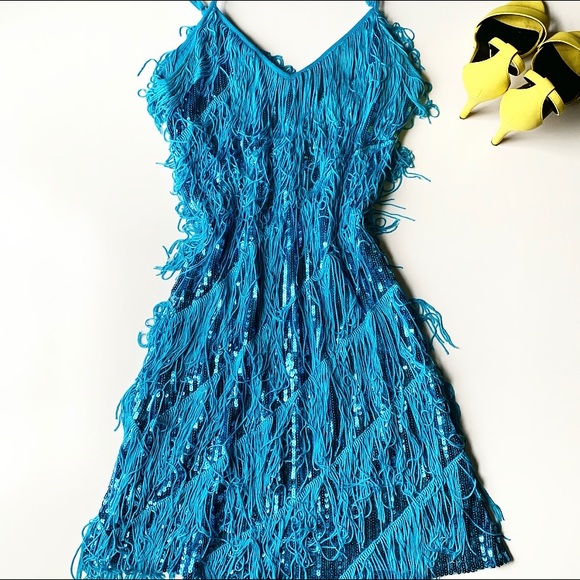 farinelli Dresses & Skirts - FARINELLI Sequined Tassel M/L Dress💙